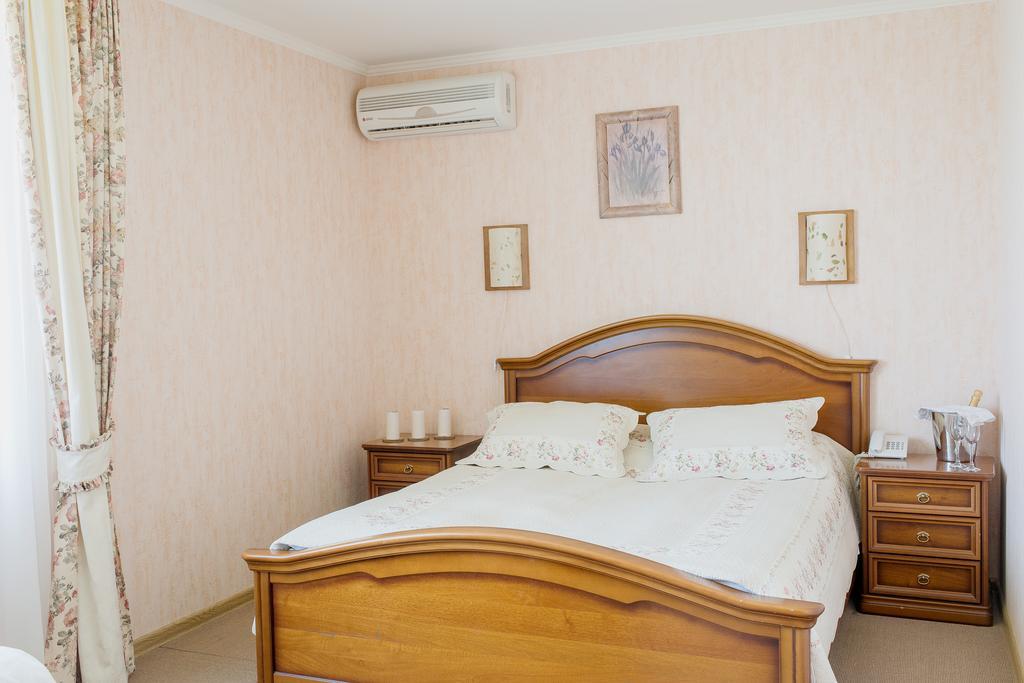 Zolota Gora Hotel-Rancho أوزهورود الغرفة الصورة